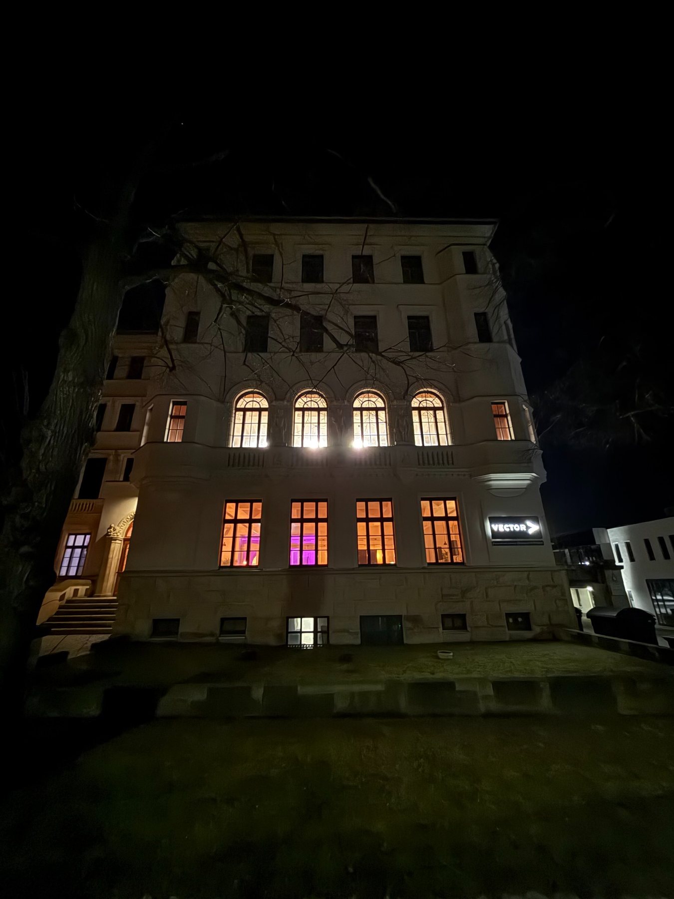 Villa Rosenberg bei Nacht